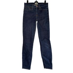 𝅺J. Crew 8" Toothpick Jean in classic wash size 25